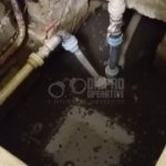 На проспекті Яворницького, 10 мешканці б’ють на сполох через яму, яку не заасфа…