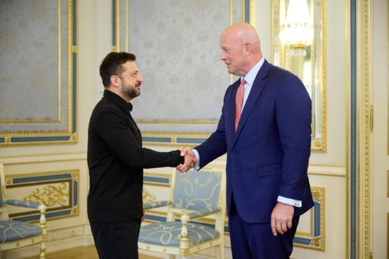 Зеленський провів зустріч з послом США при НАТО Метью Вітакером та командувачем…