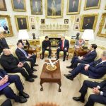 Трамп та Зеленський під час зустрічі обговорювали дипломатичні зусилля щодо заве…