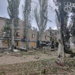 Російські війська атакували житлову забудову у Слов’янську авіабомбами: 16 людей…