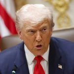 Трамп заявив, що Сполучені Штати, ймовірно, візьмуть під контроль Ормузьку прот…