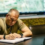 Сирський заперечив, що він нібито не хоче воювати дронами і як приклад згадав, щ…