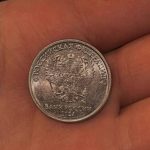 У Кривому Розі на ринку дівчині дали решту російськими фублямиПродавчиня не змо…
