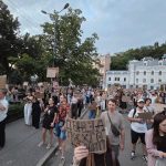 У різних містах України шостий день поспіль тривають акції протесту проти відст…