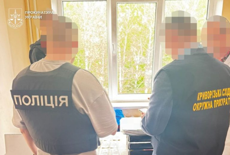 У Кривому Розі затримали лікарів, які за 3000 доларів пропонували військовозобо…