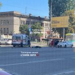 Смертельне ДТП біля метро Васильківська. Збили мотоцикліста, він загинув на міс…