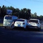 Оце так тройничок: на Богдана Хмельницького зіштовхнулись одразу три авто Хто н…