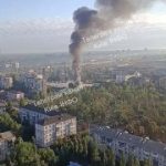 ГОРИТЬ ринок біля Дарницького вокзалуㅤНадсилайте новини в анонімний бот @novost…