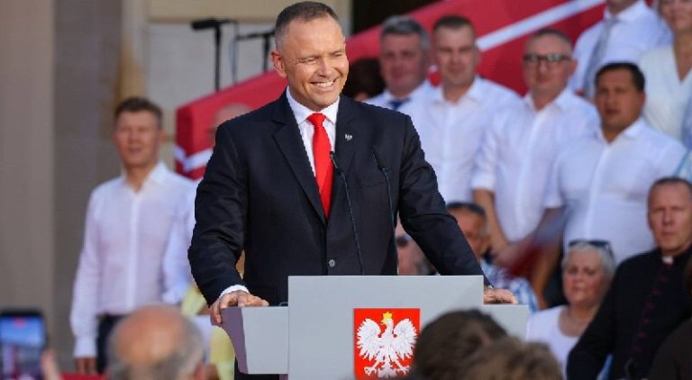Президент Польщі Навроцький у промові до річниці свого перебування на посаді за…