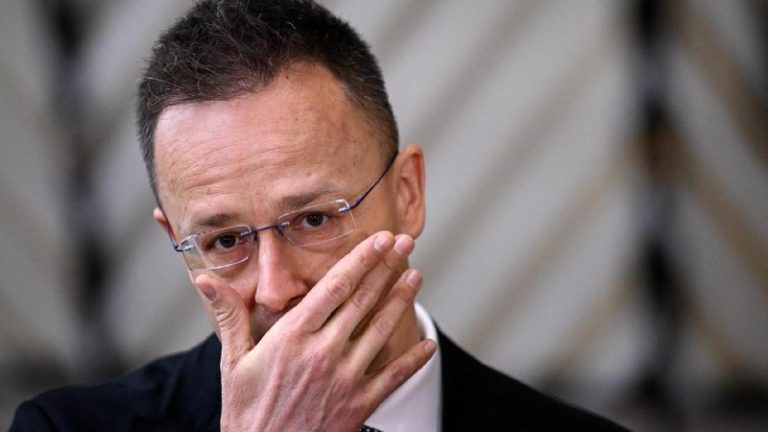Колишньому міністру закордонних справ Угорщини Петеру Сійярто може загрожувати …