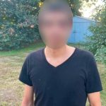 На Дніпропетровщині 28-річний чоловік вдарив ножем у груди 15-річного хлопця. К…