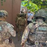 У Павлограді затримали двох рекетирів, які вимагали у чоловіка гроші та авто. З…