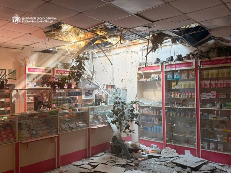 П’ятеро людей дістали поранень. Понад 50 разів ворог атакував два райони області…