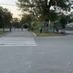 В Олександрівці якийсь дрочило начищає свій банан просто посеред вулиці Здаєтьс…