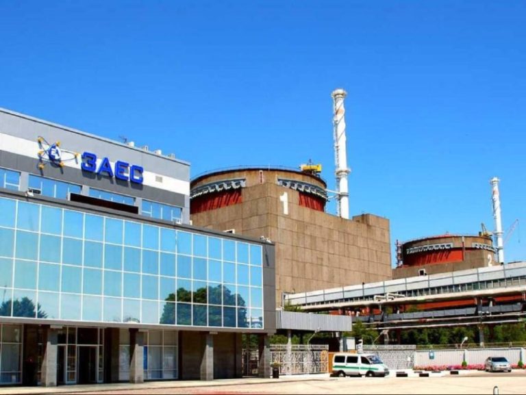 Українські фахівці у понеділок підключили тимчасово окуповану Запорізьку АЕС до …