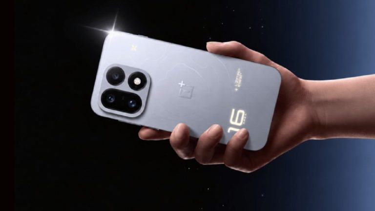 OnePlus уже відкрила передзамовлення на свій новий флагман OnePlus 16, запропону…