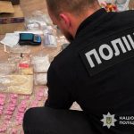 У Дніпрі затримали одного з керівників наркошопу. 38-річний чоловік відповідав …