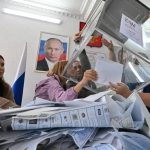 У Росії завершилося триденне голосування на “виборах” до Держдуми. Правляча парт…