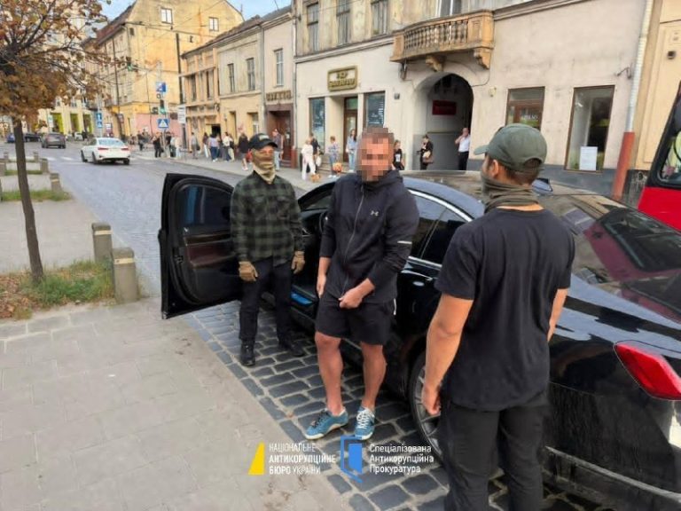 НАБУ і САП заявили про викриття злочинної організації, яку, за даними слідства, …