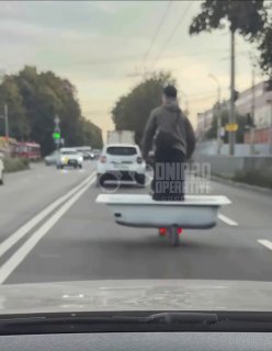 Ілон Маск нервово палить у сторонці! Новітня розробка дніпровських інженерів: «…